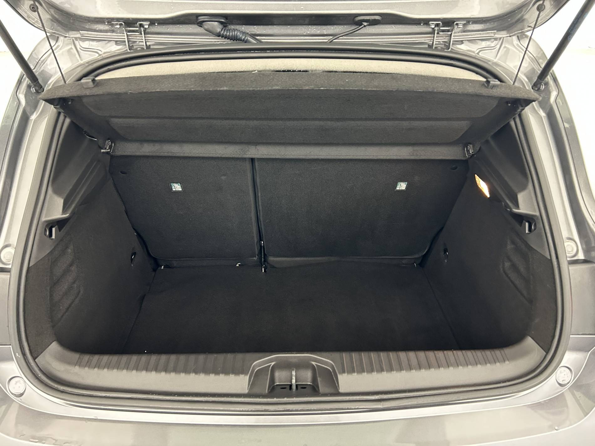 Vente en ligne Renault Clio 5 Clio Blue dCi 100 ch GSR2 au prix de 18 490 €