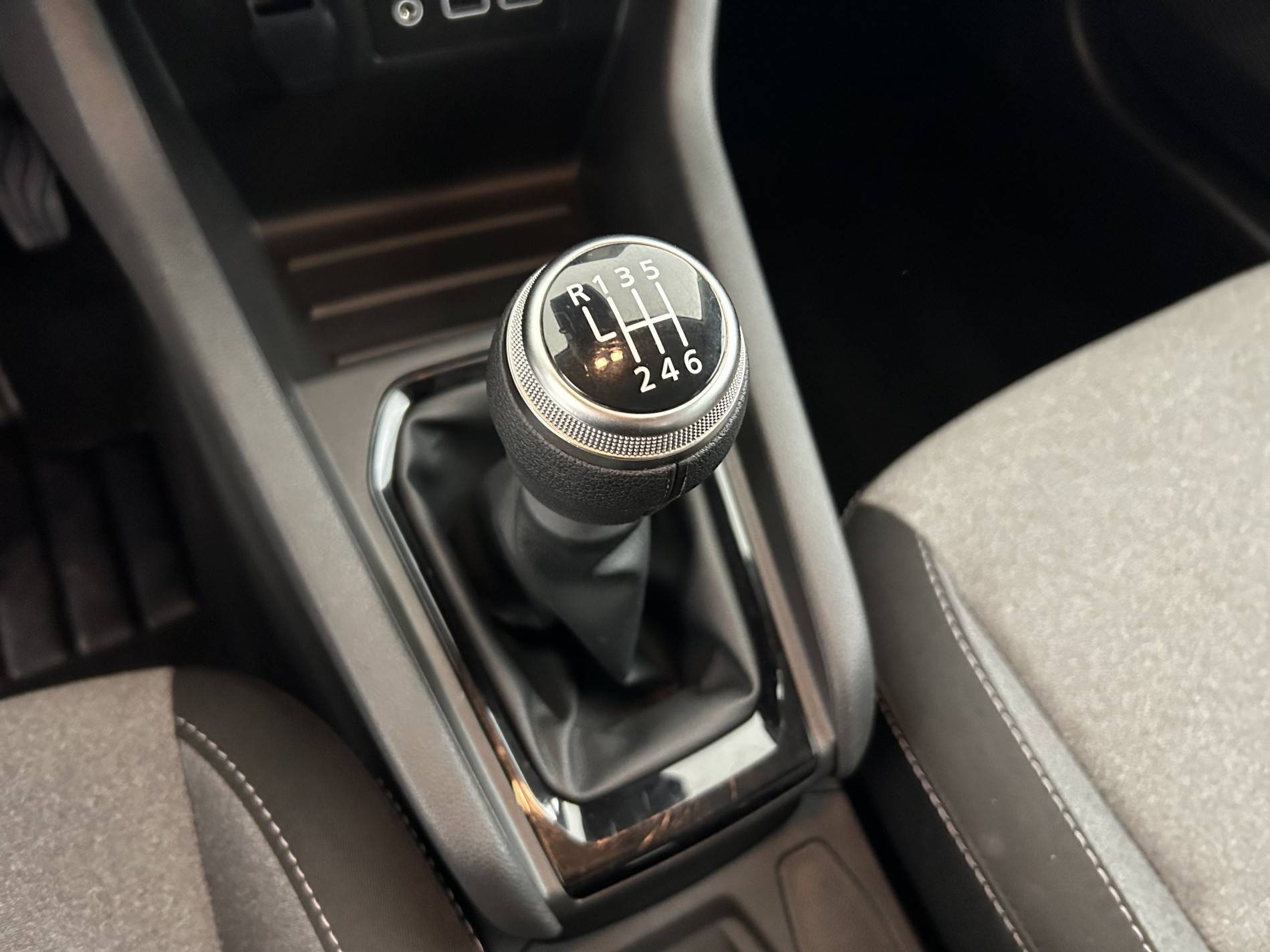 Vente en ligne Renault Clio 5 Clio Blue dCi 100 ch GSR2 au prix de 18 490 €