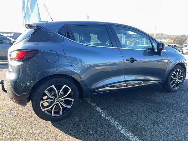 Vente en ligne Renault Clio 4 Clio TCe 90 E6C au prix de 13 990 €