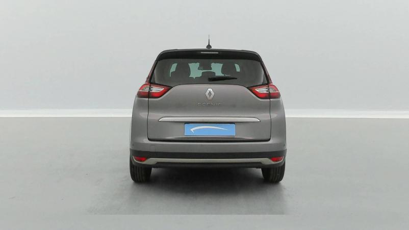 Vente en ligne Renault Grand Scenic 4 Grand Scenic Blue dCi 150 EDC au prix de 21 990 €