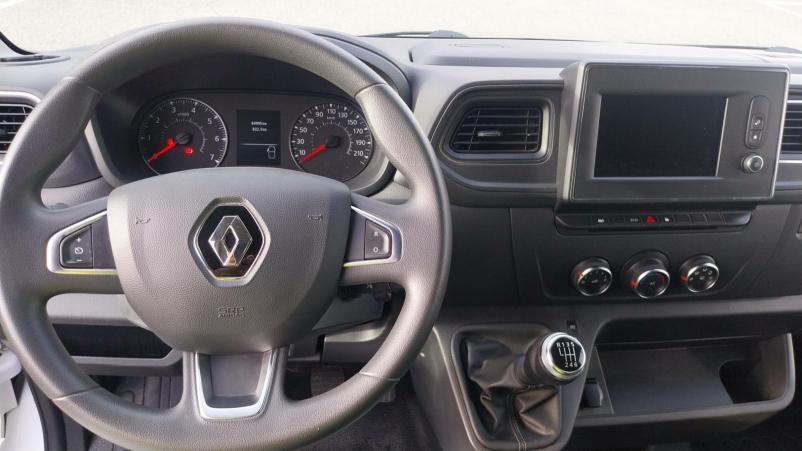 Vente en ligne Renault Master Fourgon MASTER FGN TRAC F3500 L2H2 DCI 135 au prix de 21 120 €