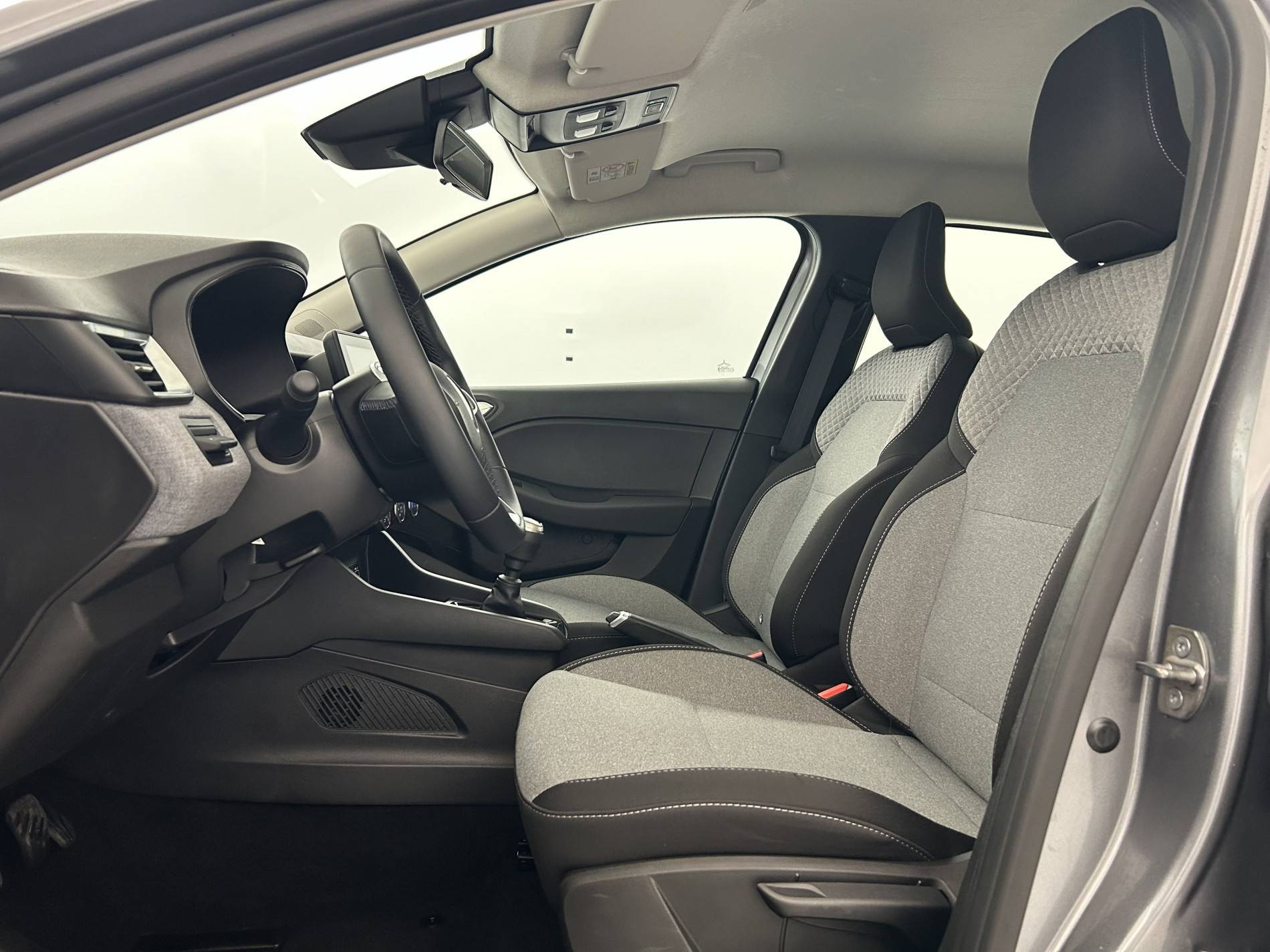 Vente en ligne Renault Clio 5 Clio TCe 90 au prix de 15 490 €