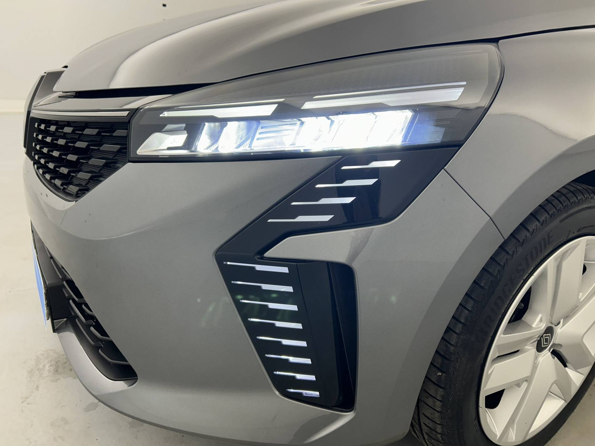 Vente en ligne Renault Clio 5 Clio TCe 90 au prix de 15 490 €