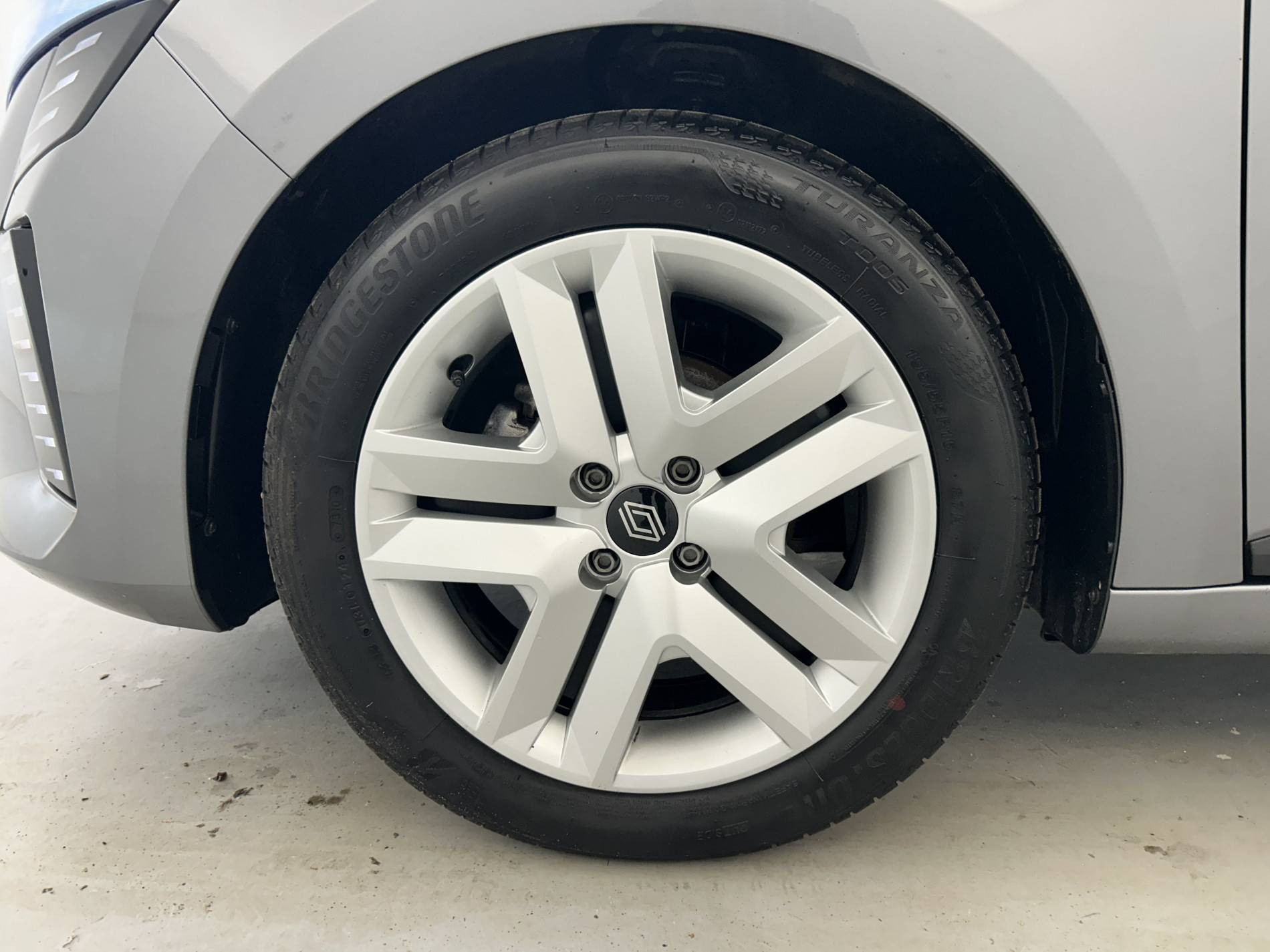 Vente en ligne Renault Clio 5 Clio TCe 90 au prix de 15 490 €