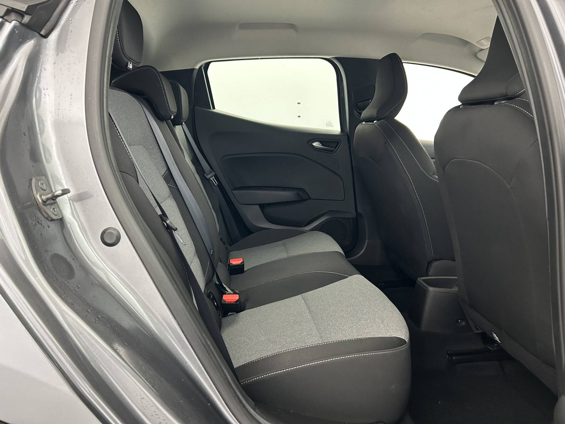 Vente en ligne Renault Clio 5 Clio TCe 90 au prix de 15 490 €