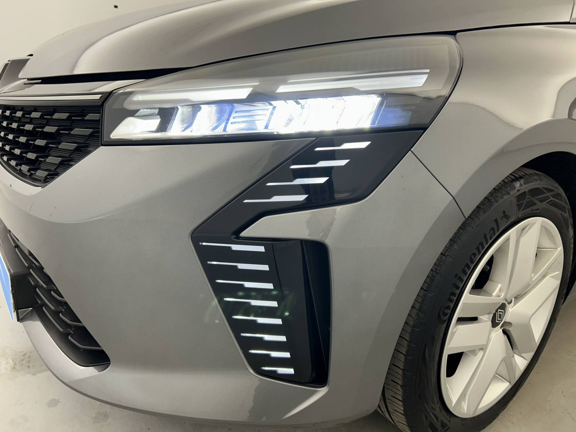 Vente en ligne Renault Clio 5 Clio TCe 90 au prix de 15 490 €