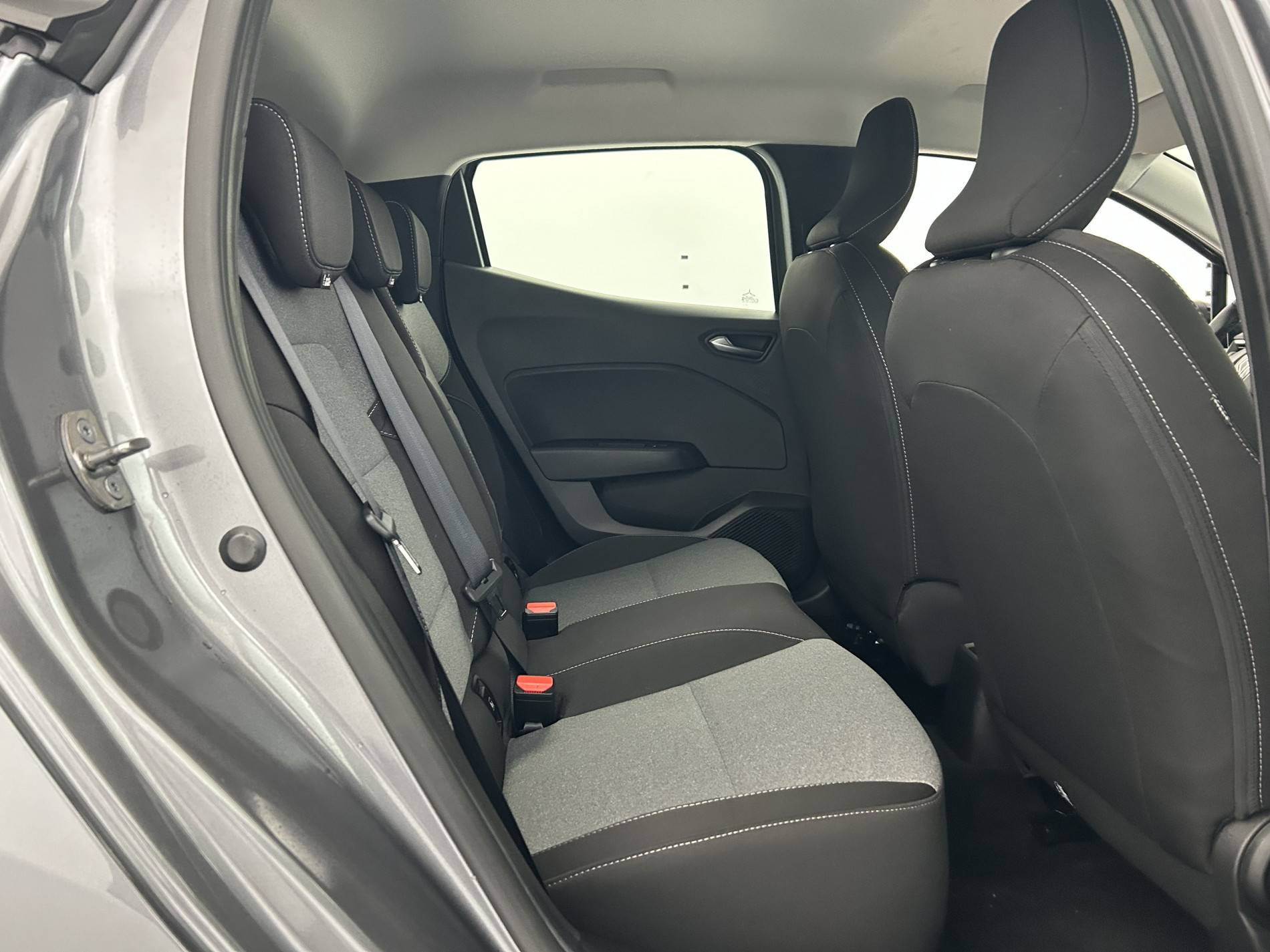 Vente en ligne Renault Clio 5 Clio TCe 90 au prix de 15 490 €