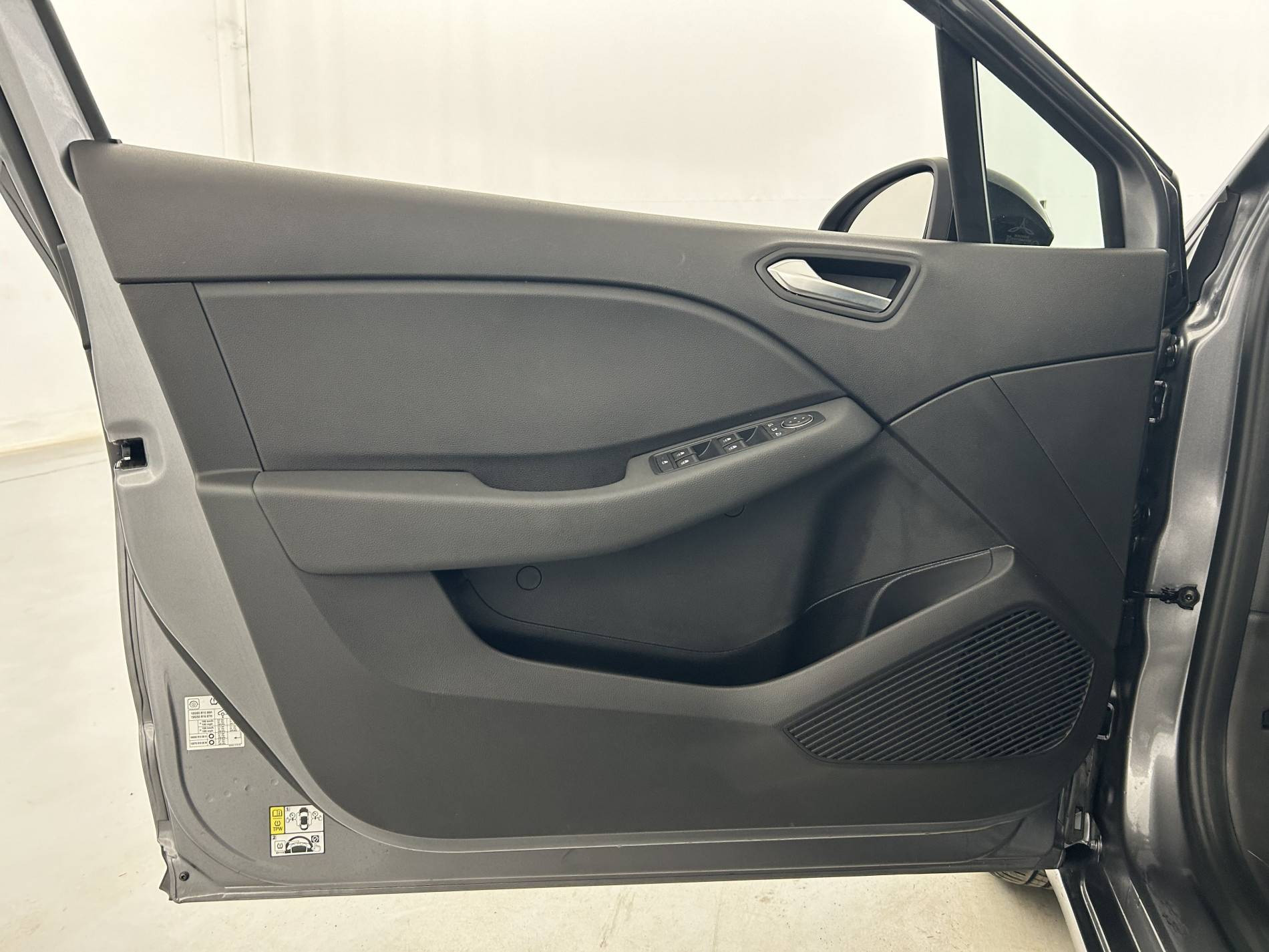 Vente en ligne Renault Clio 5 Clio TCe 90 au prix de 15 490 €