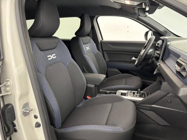 Vente en ligne Dacia Duster  Hybrid 140 au prix de 27 890 €