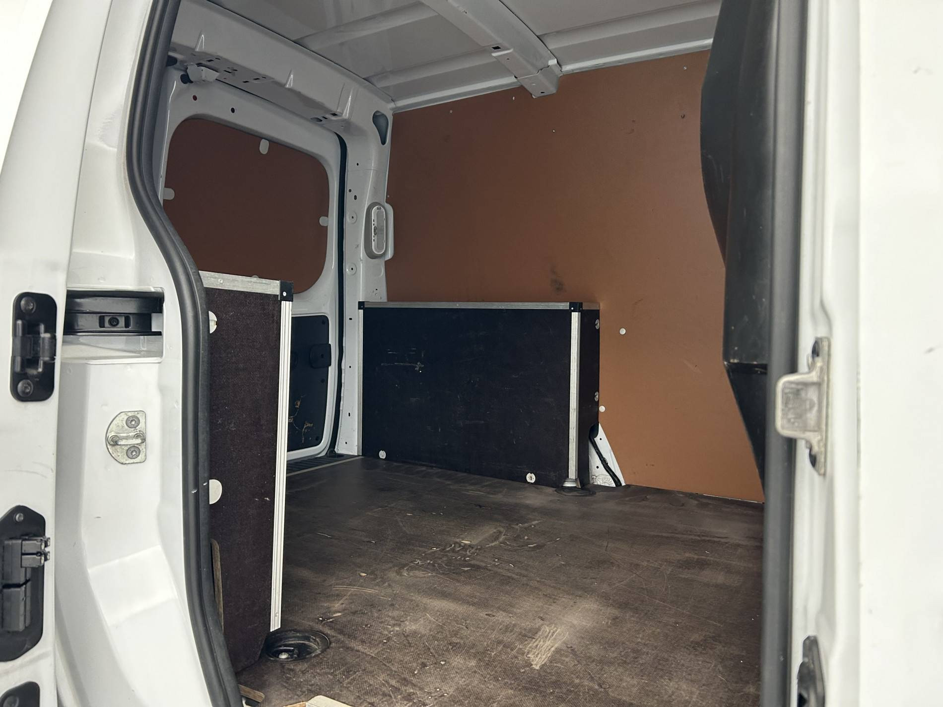 Vente en ligne Renault Kangoo Express  BLUE DCI 95 au prix de 12 990 €