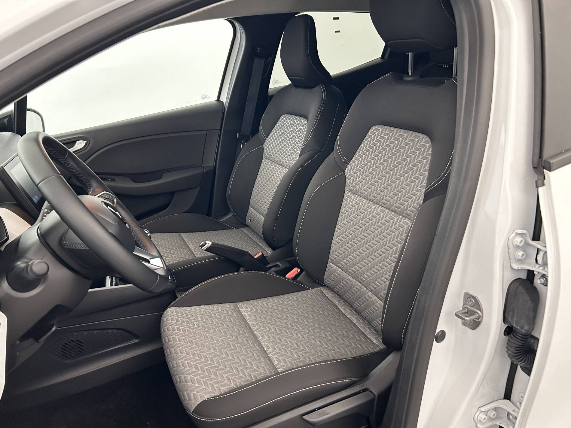 Vente en ligne Renault Clio 5 Clio TCe 90 au prix de 14 490 €