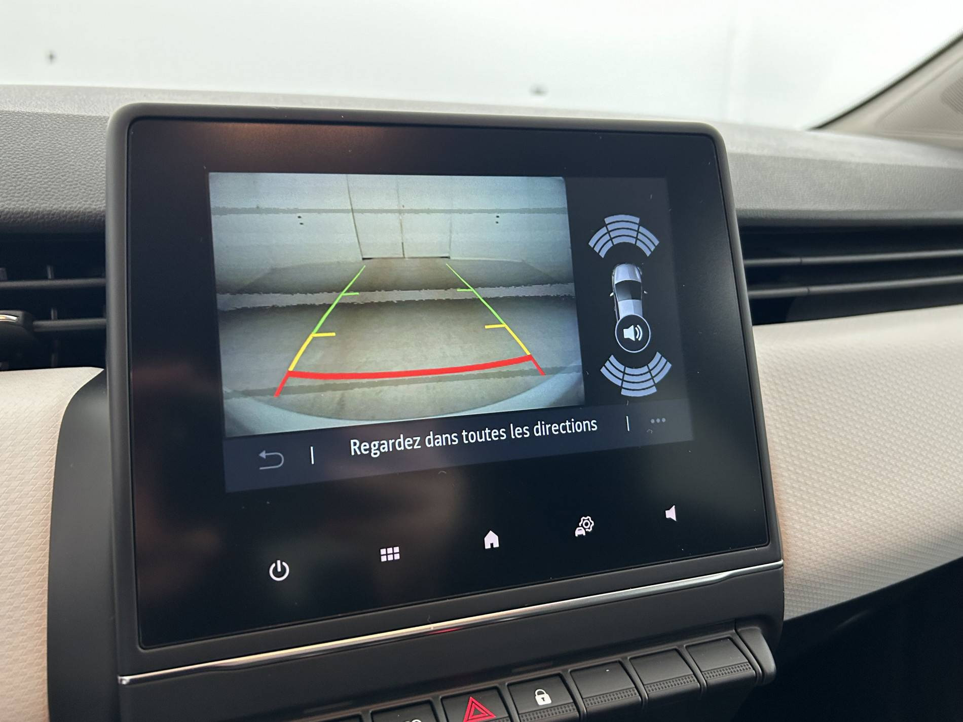 Vente en ligne Renault Clio 5 Clio TCe 90 au prix de 14 490 €