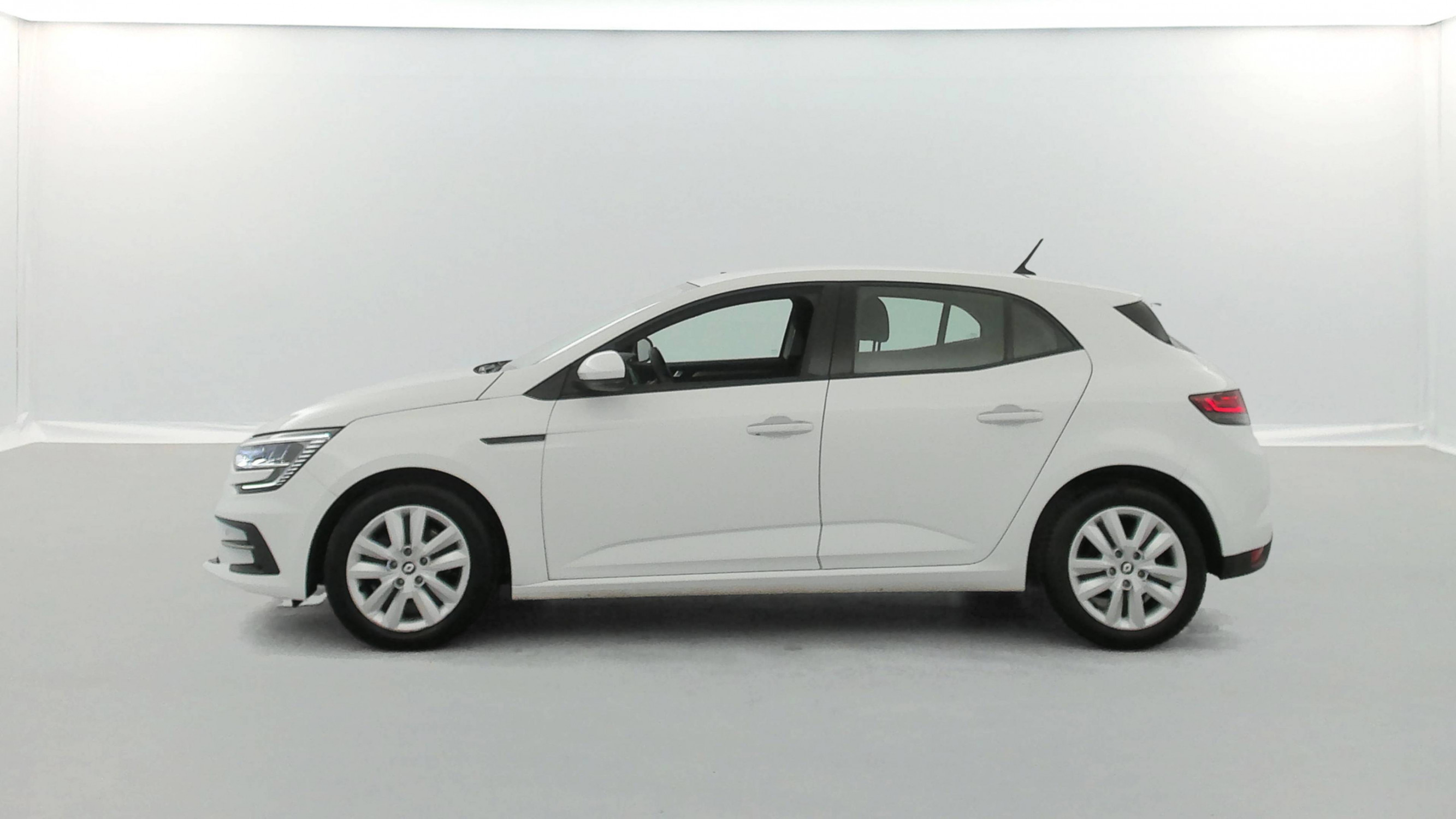 Vente en ligne Renault Megane 4 Mégane IV Berline Blue dCi 115 - 21N au prix de 16 990 €