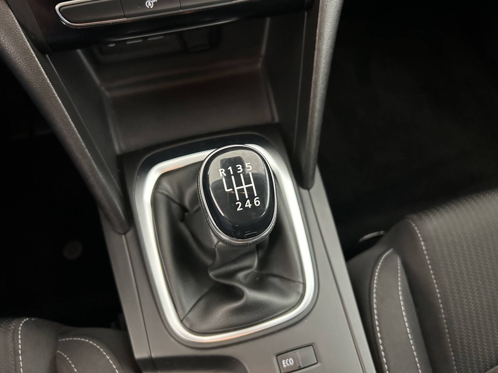 Vente en ligne Renault Megane 4 Mégane IV Berline Blue dCi 115 - 21N au prix de 16 990 €