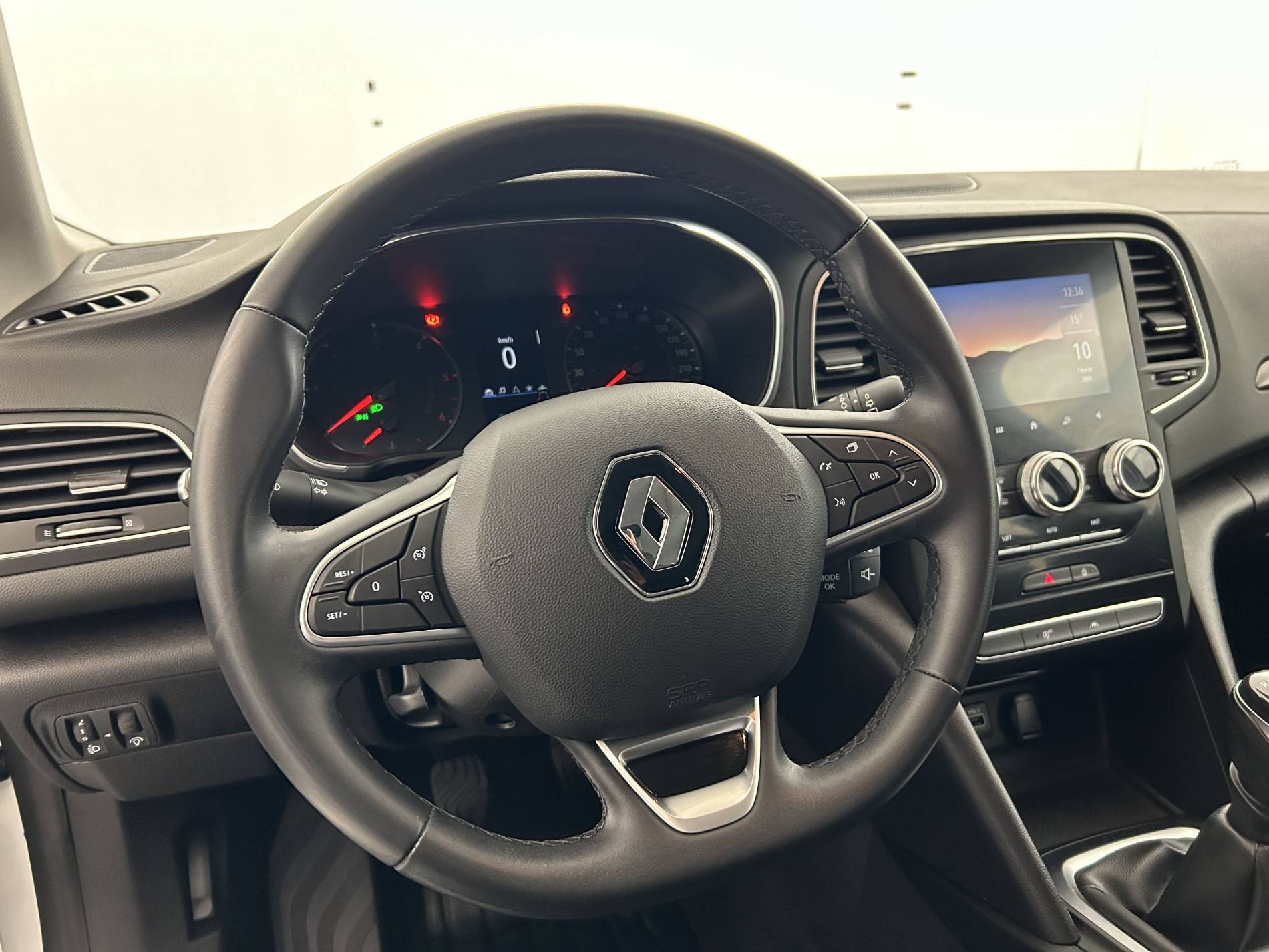 Vente en ligne Renault Megane 4 Mégane IV Berline Blue dCi 115 - 21N au prix de 16 990 €