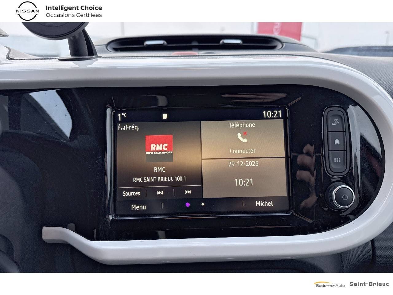 Vente en ligne Renault Twingo 3  TCe 95 EDC au prix de 13 490 €