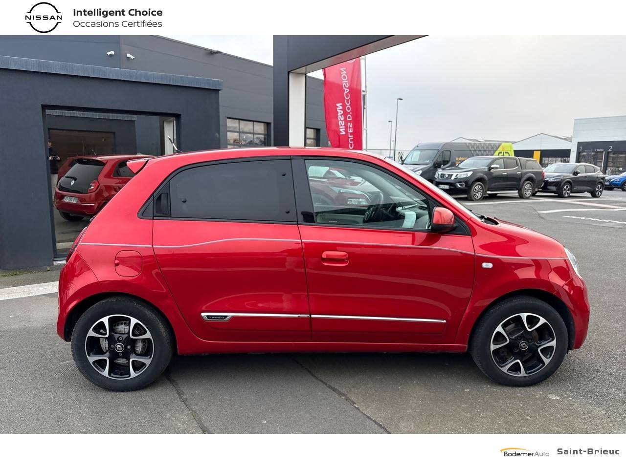 Vente en ligne Renault Twingo 3  TCe 95 EDC au prix de 13 490 €