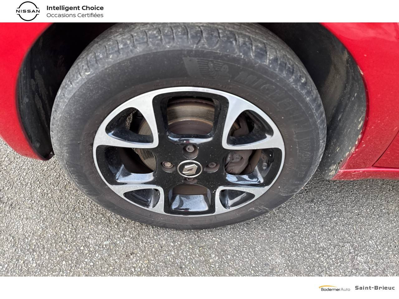 Vente en ligne Renault Twingo 3  TCe 95 EDC au prix de 13 490 €