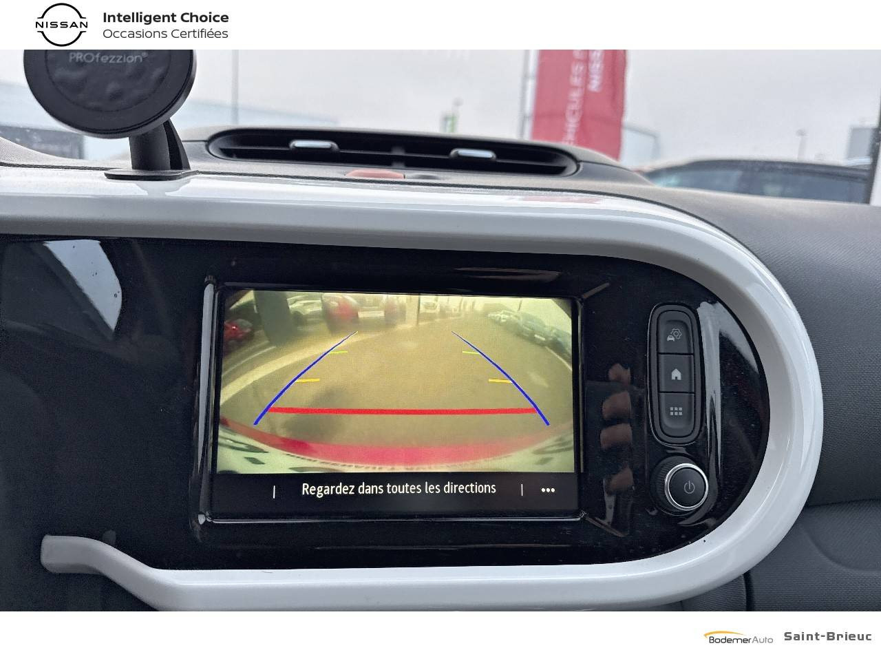 Vente en ligne Renault Twingo 3  TCe 95 EDC au prix de 13 490 €