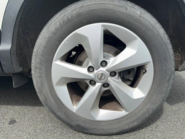 Vente en ligne Nissan Qashqai Qashqai 1.5 dCi 115 DCT au prix de 17 990 €