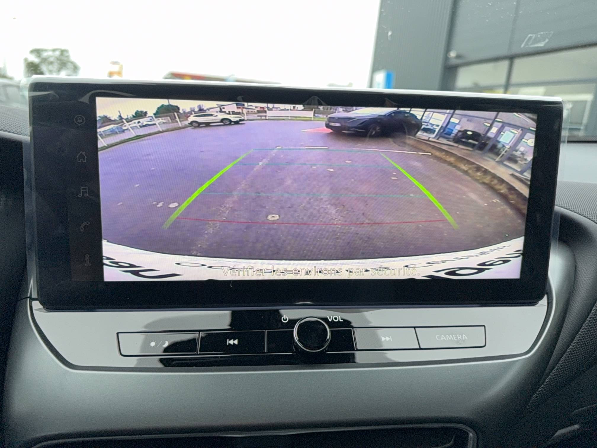 Vente en ligne Nissan Juke  HYBRID 143 au prix de 28 990 €