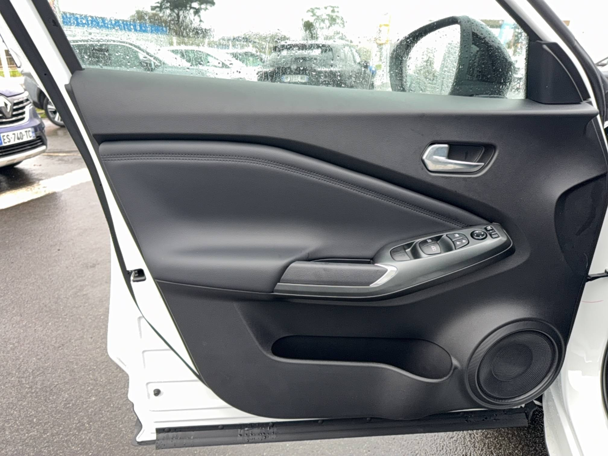 Vente en ligne Nissan Juke  HYBRID 143 au prix de 28 990 €