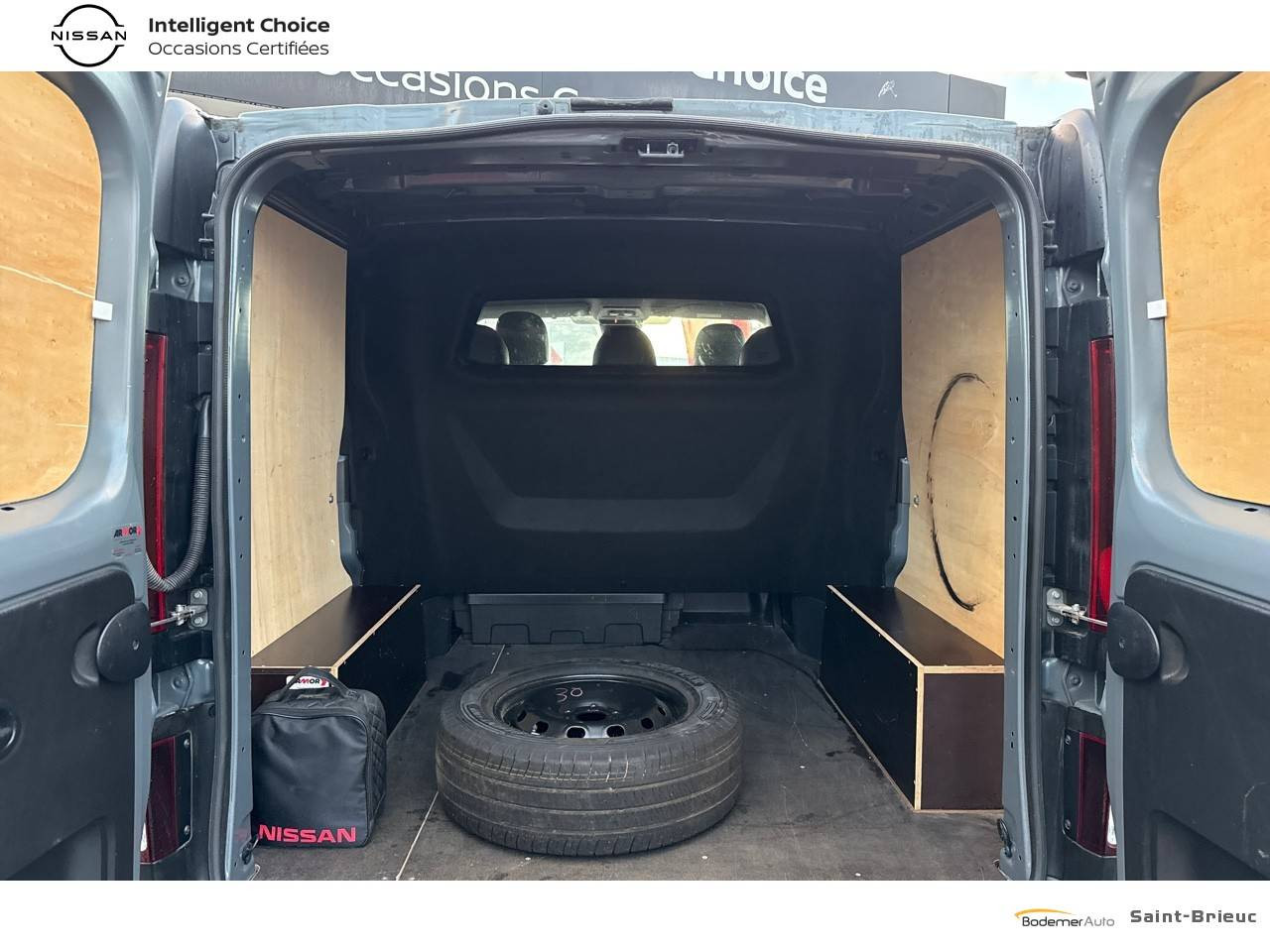 Vente en ligne Nissan Primastar Fourgon PRIMASTAR CA L1H1 2T8 2.0 DCI 150 S/S BVM au prix de 29 990 €