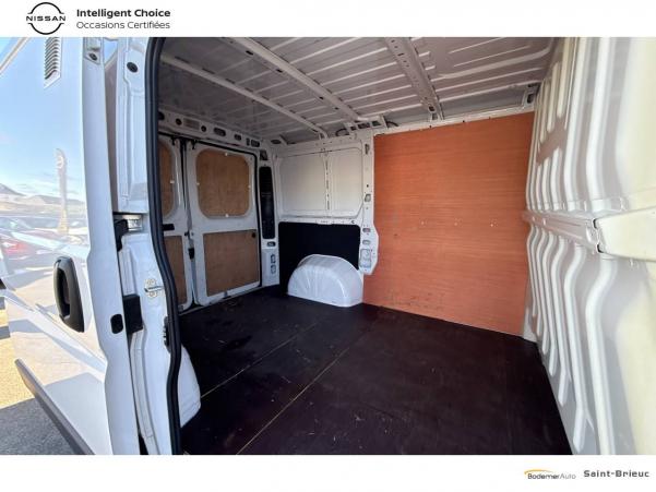 Vente en ligne Peugeot Boxer Fourgon BOXER TOLE 3.0 T L1H1 BLUEHDI 140 S&S BVM6 au prix de 22 990 €