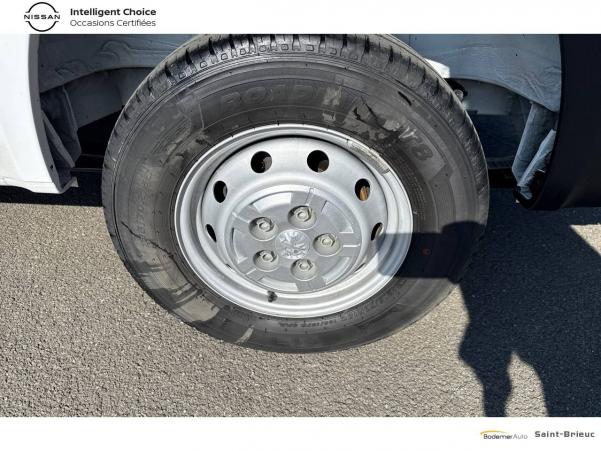 Vente en ligne Peugeot Boxer Fourgon BOXER TOLE 3.0 T L1H1 BLUEHDI 140 S&S BVM6 au prix de 22 990 €