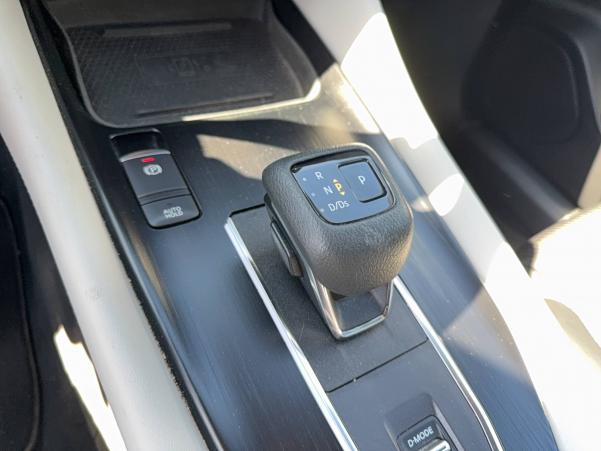 Vente en ligne Nissan Qashqai Qashqai Mild Hybrid 158 ch Xtronic au prix de 25 990 €
