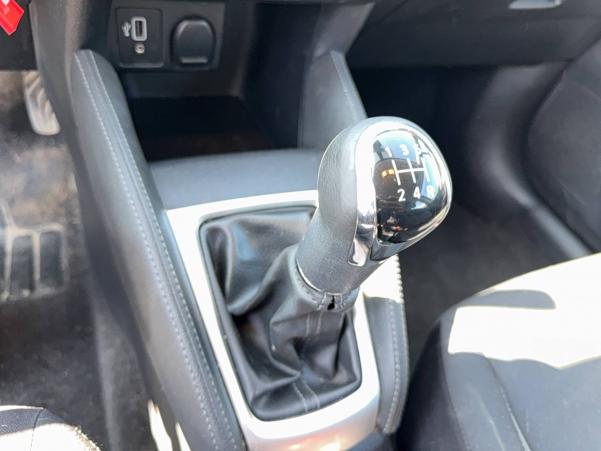 Vente en ligne Nissan Micra Micra IG-T 92 au prix de 10 990 €