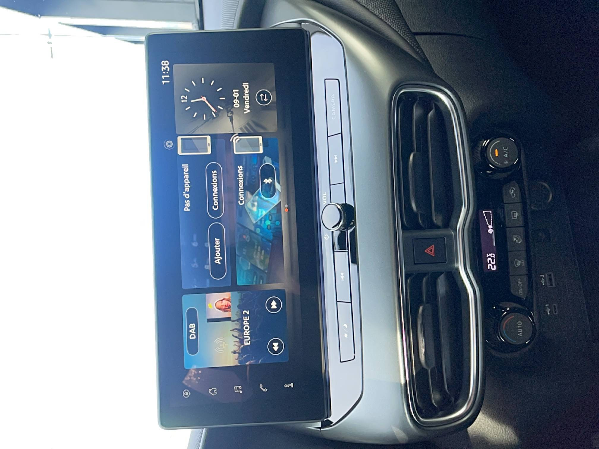 Vente en ligne Nissan Juke  HYBRID 143 au prix de 28 350 €