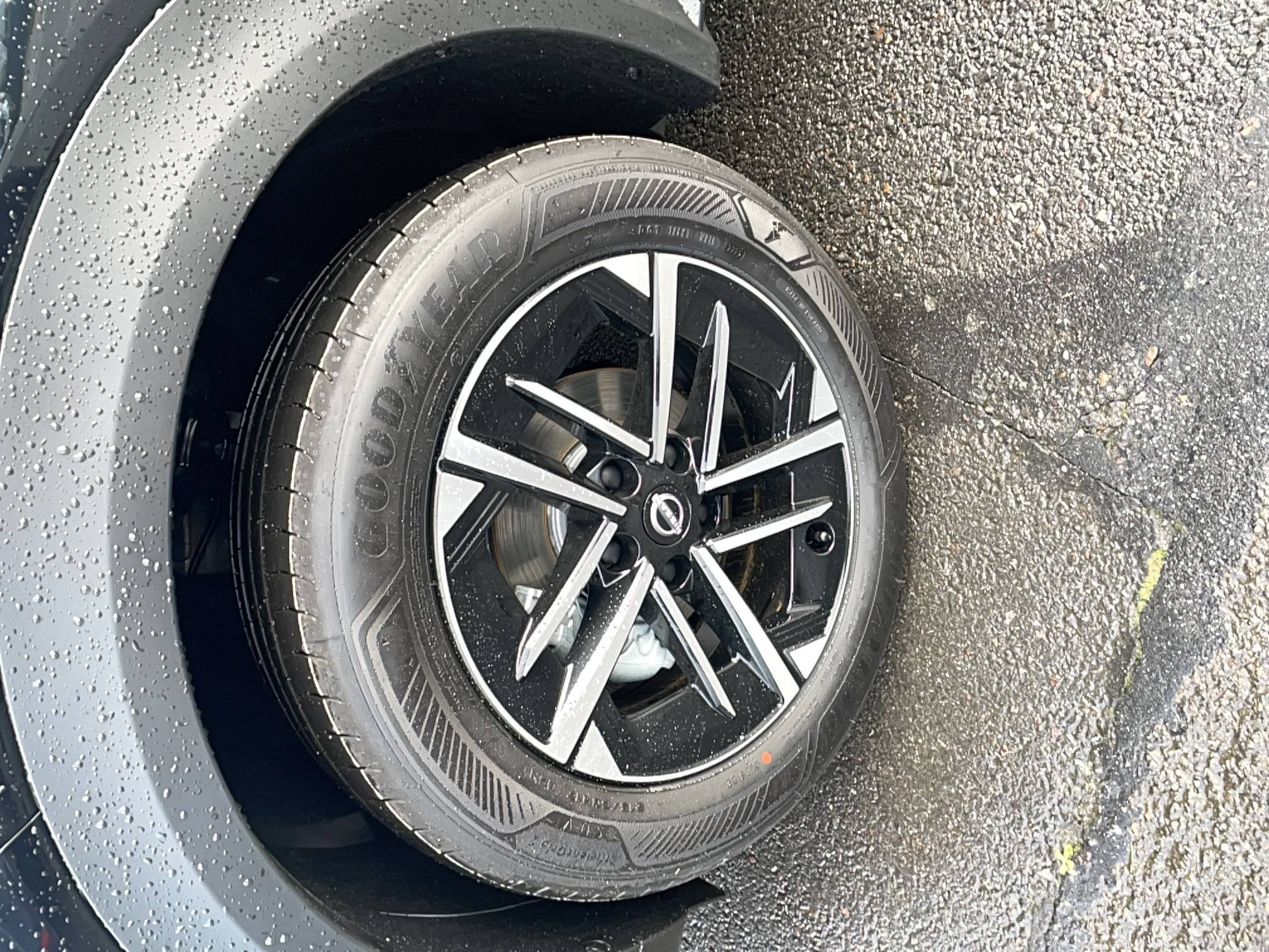 Vente en ligne Nissan Juke  HYBRID 143 au prix de 28 350 €