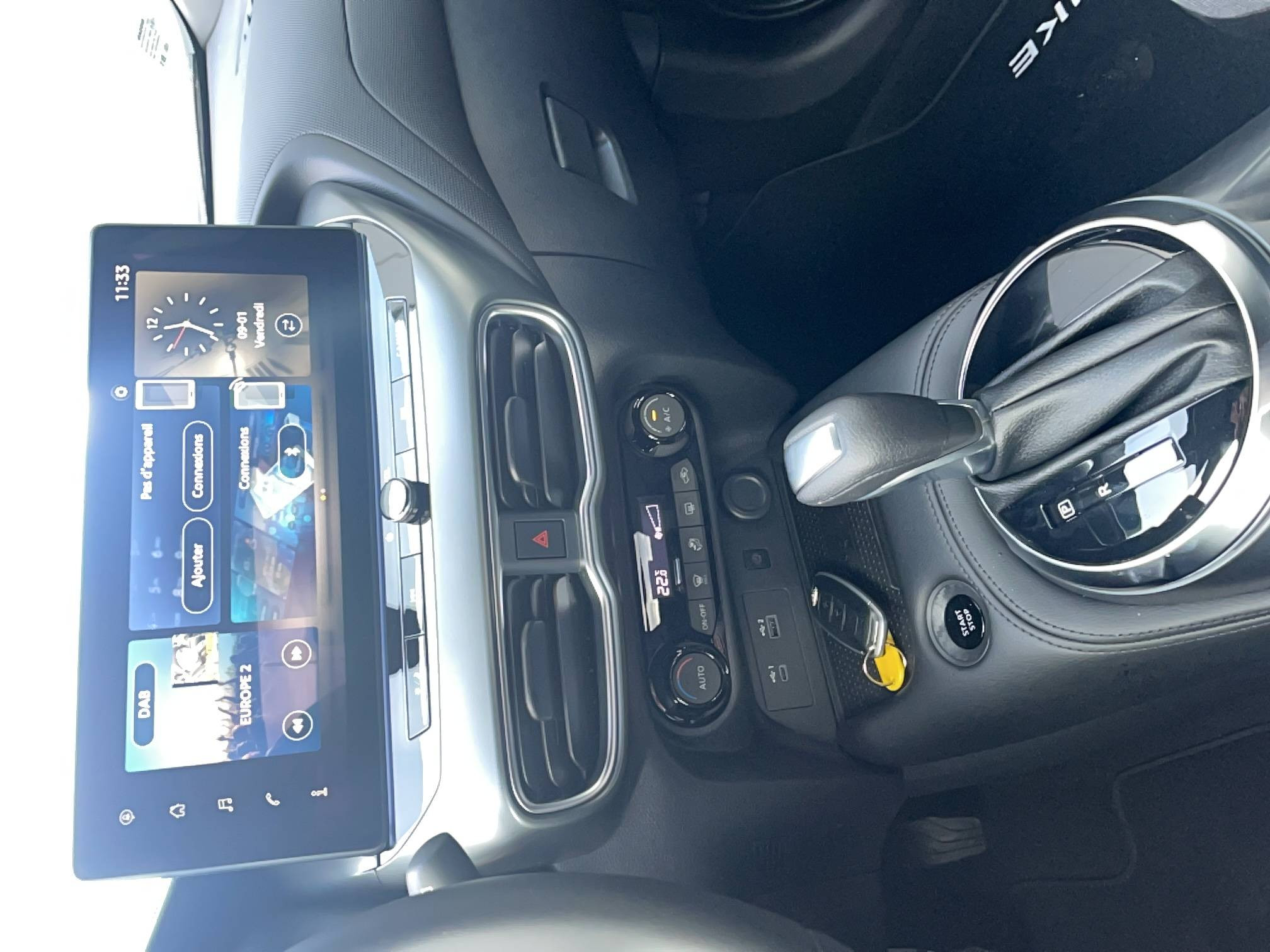 Vente en ligne Nissan Juke  HYBRID 143 au prix de 28 350 €