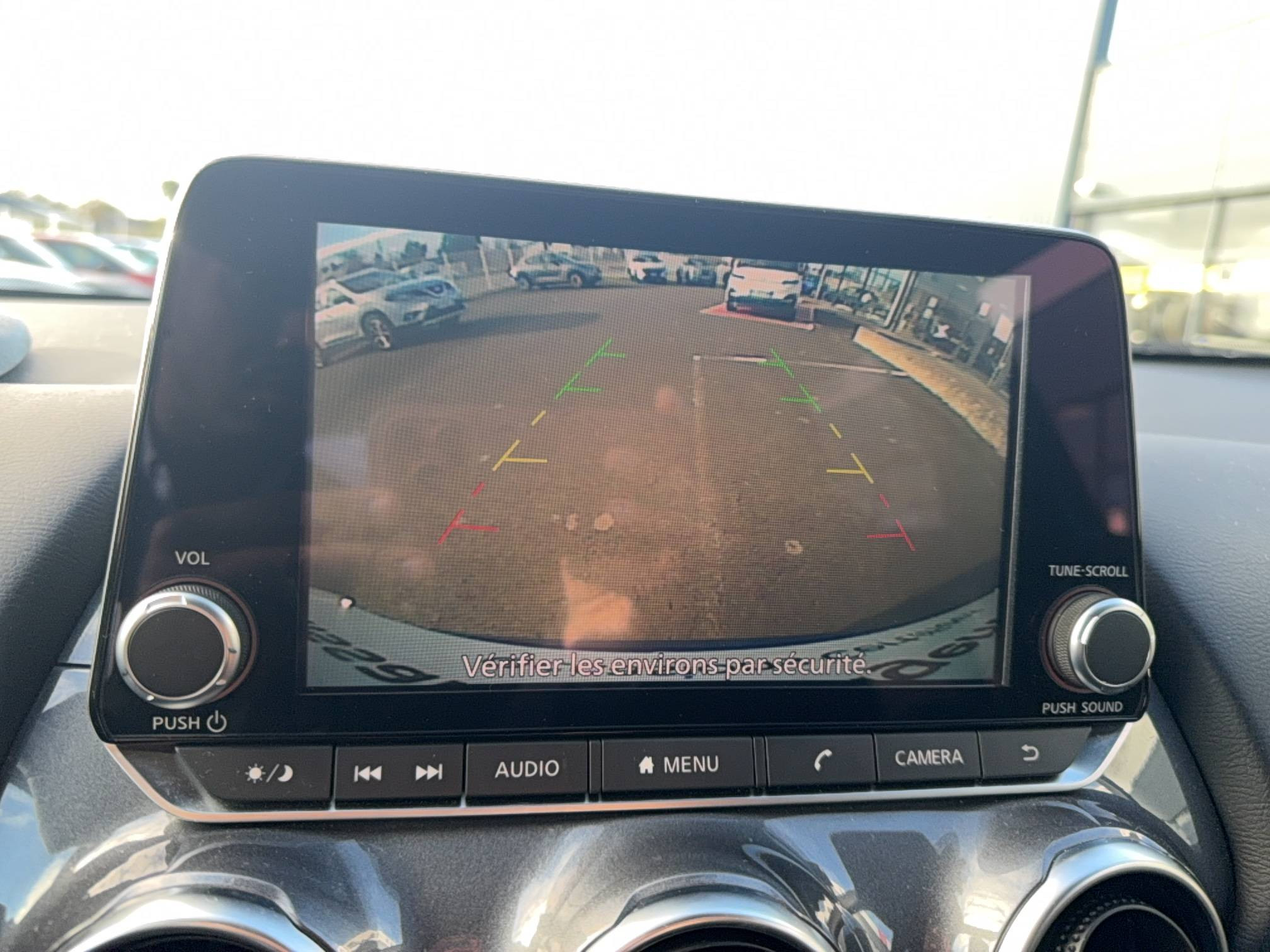 Vente en ligne Nissan Juke Juke DIG-T 114 au prix de 19 990 €