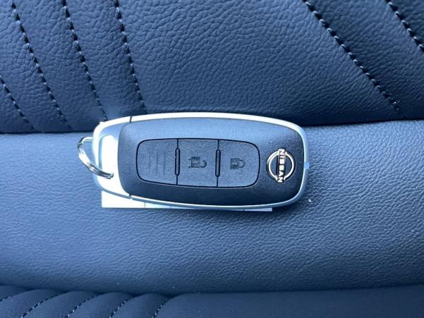 Vente en ligne Nissan Juke  HYBRID 143 au prix de 29 750 €