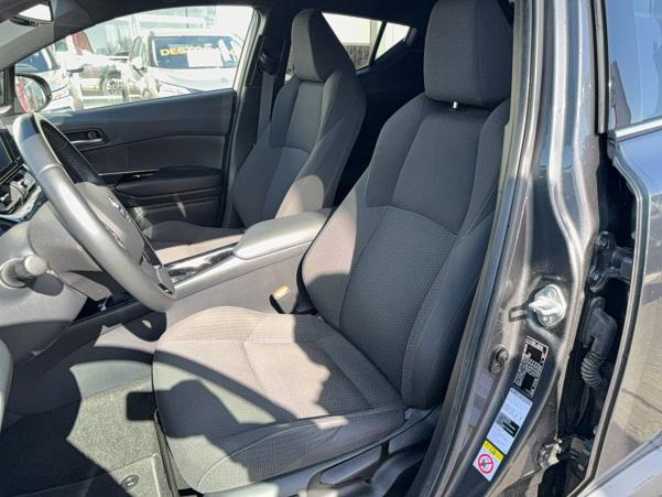 Vente en ligne Toyota C-HR C-HR Hybride 122h au prix de 17 990 €