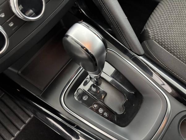 Vente en ligne Renault Kadjar  TCe 140 FAP EDC au prix de 15 990 €