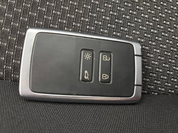 Vente en ligne Renault Kadjar  TCe 140 FAP EDC au prix de 15 990 €