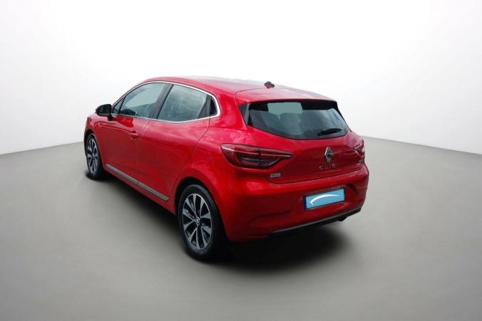 Vente en ligne Renault Clio 5 Clio E-Tech 140 - 21N au prix de 17 380 €