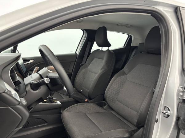 Vente en ligne Renault Clio 5 Clio Blue dCi 85 au prix de 11 670 €
