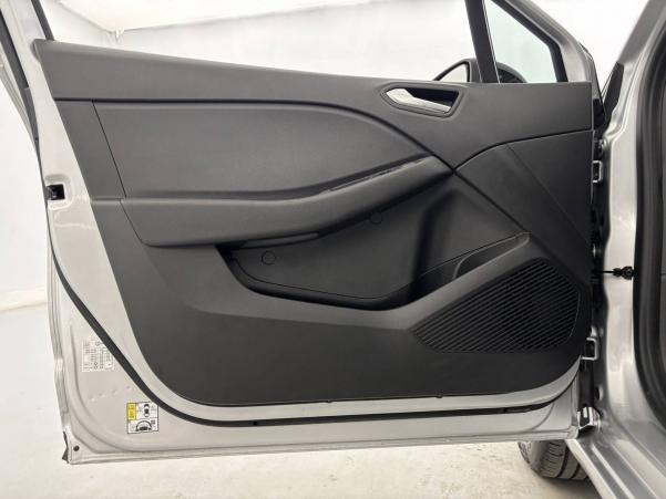 Vente en ligne Renault Clio 5 Clio TCe 90 au prix de 15 470 €