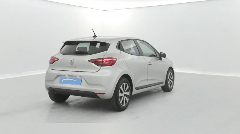 Vente en ligne Renault Clio 5 Clio TCe 90 au prix de 15 670 €