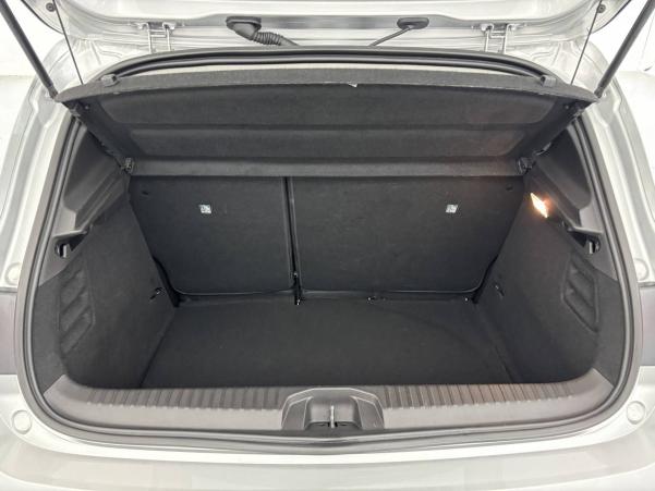 Vente en ligne Renault Clio 5 Clio TCe 90 au prix de 15 470 €