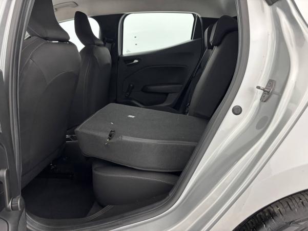 Vente en ligne Renault Clio 5 Clio TCe 90 au prix de 15 470 €