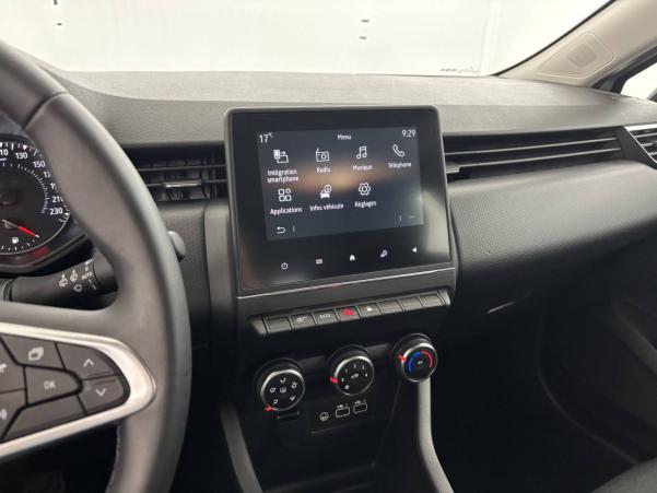 Vente en ligne Renault Clio 5 Clio TCe 90 au prix de 15 670 €