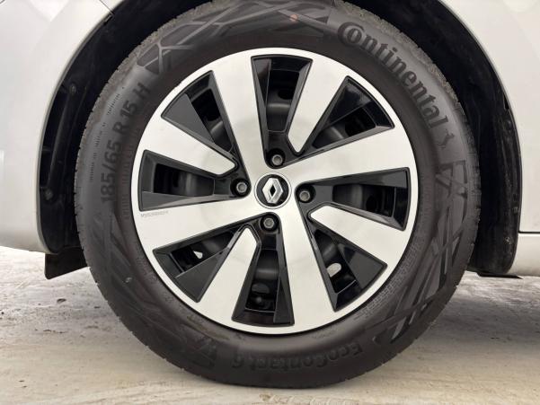 Vente en ligne Renault Clio 5 Clio TCe 90 au prix de 15 470 €