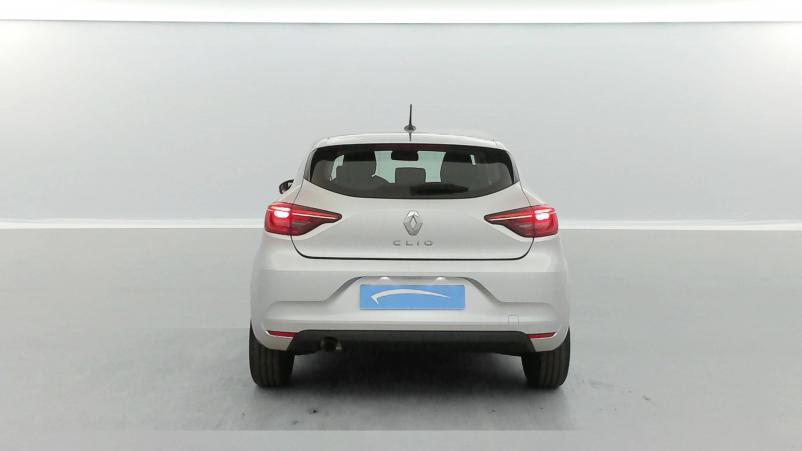Vente en ligne Renault Clio 5 Clio TCe 90 au prix de 15 670 €