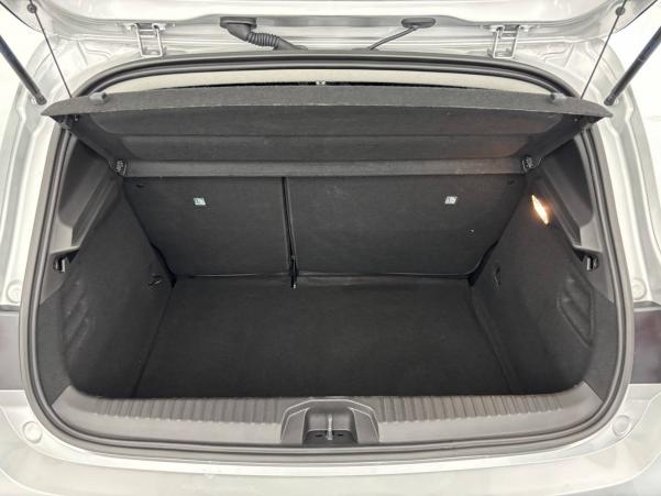 Vente en ligne Renault Clio 5 Clio TCe 90 au prix de 15 470 €
