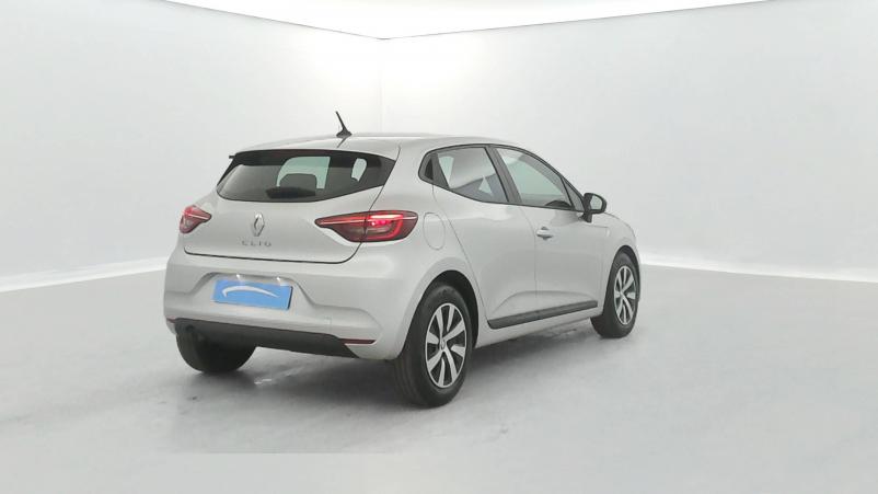 Vente en ligne Renault Clio 5 Clio TCe 90 au prix de 15 470 €